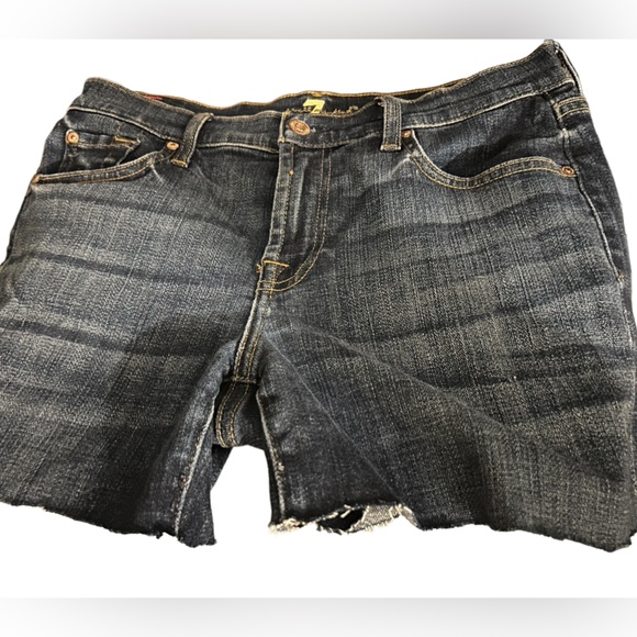 7 For All Mankind Pants - 7 for all mankind Jean shorts-Relaxed mid roll short Size 27. Good condition.
